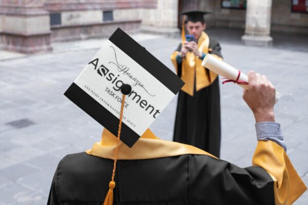 University college assignment assistance help